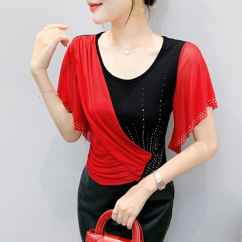 Beaded Trim Fringe - 2025年夏 レディース メッシュトップ：カラーブロックデザイン、レースのトリムとラインストーンのディテール - トレンドの半袖Tシャツ